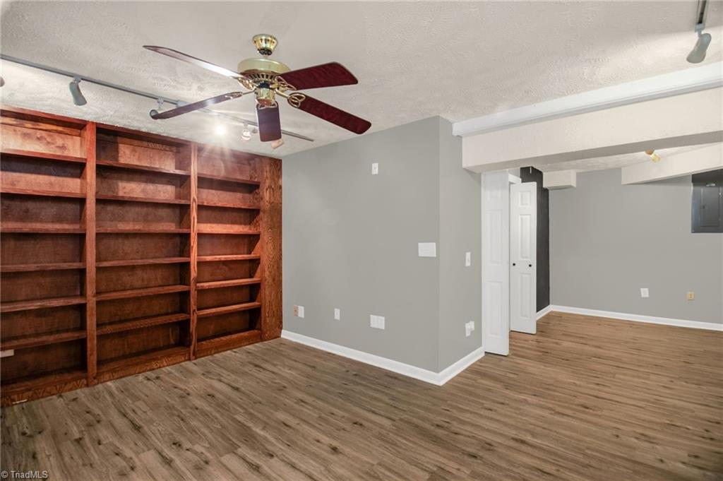 property viewer photo 21