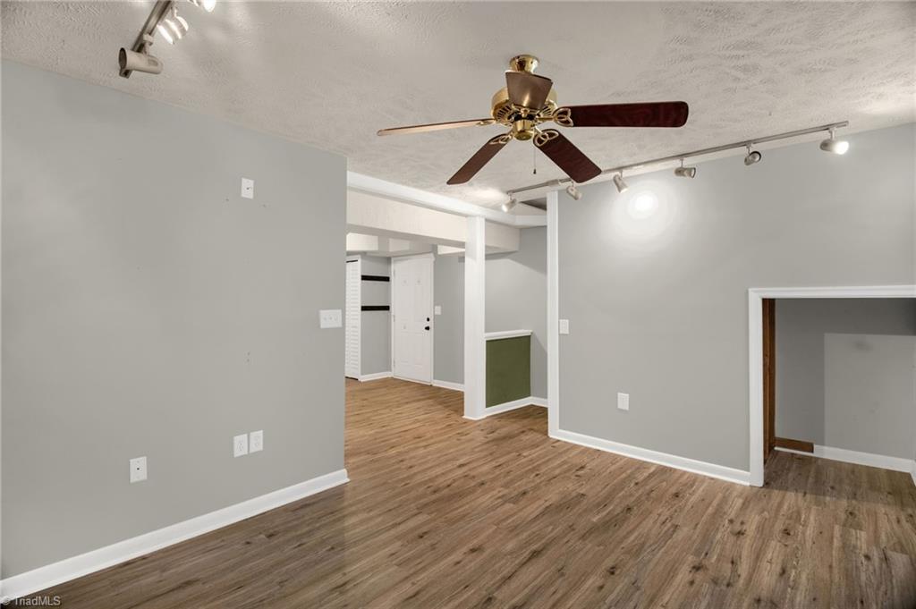 property viewer photo 22