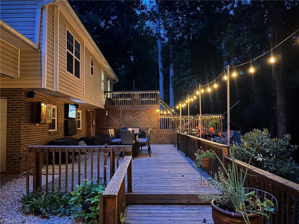 property viewer photo 3