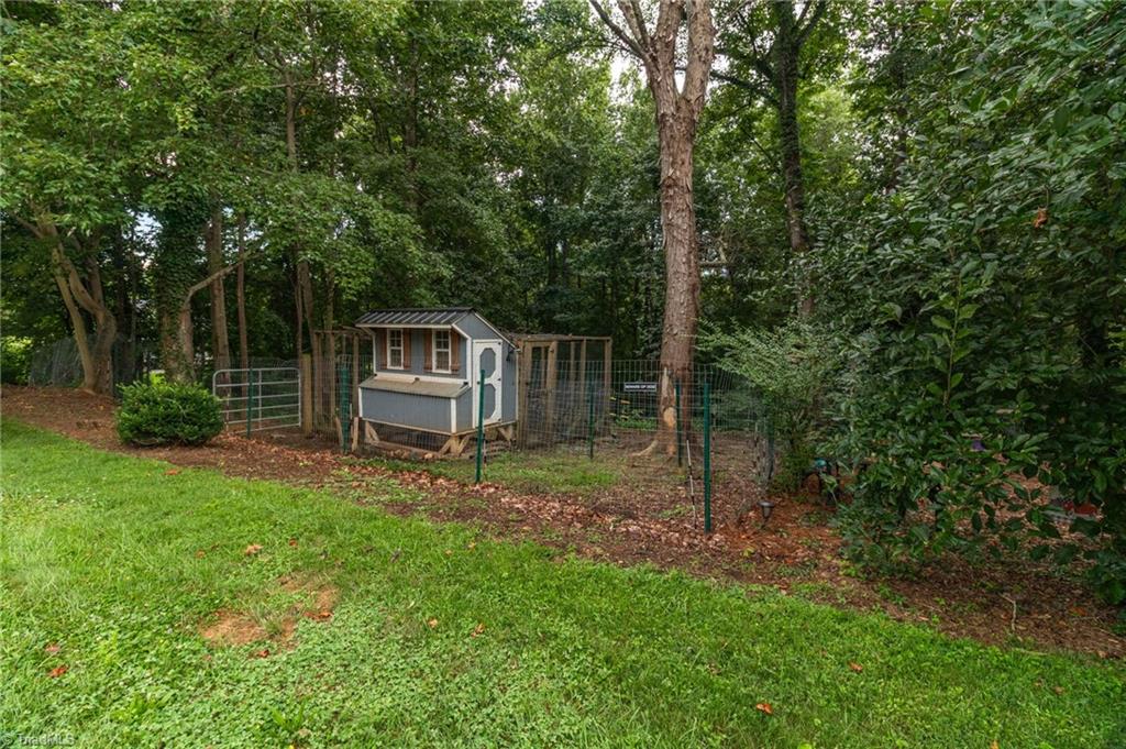property viewer photo 35