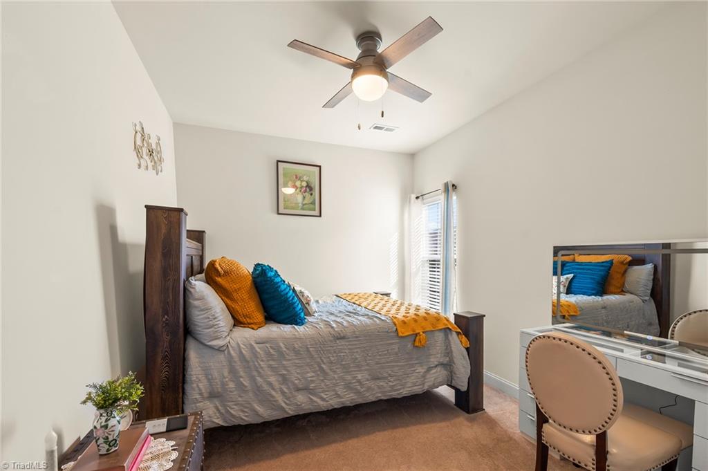 property viewer photo 13