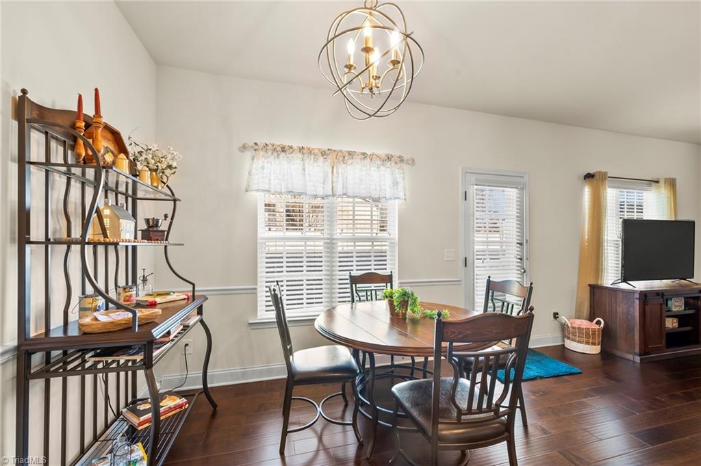 property viewer photo 23