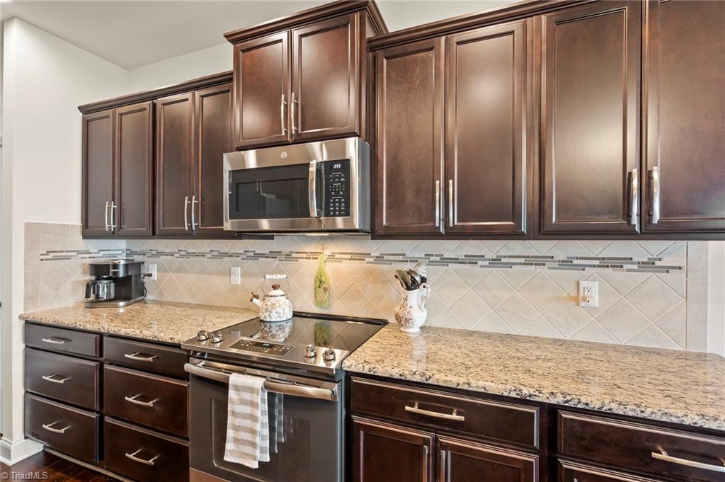 property viewer photo 25