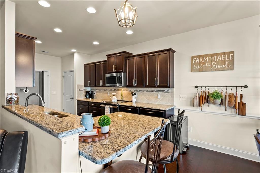 property viewer photo 27