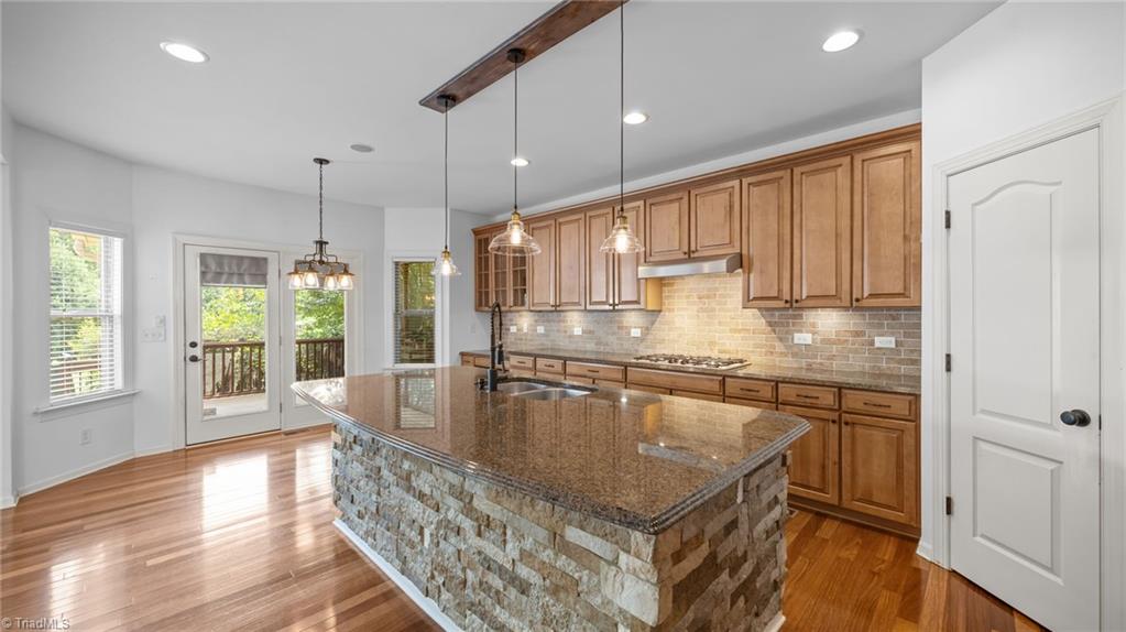 property viewer photo 11
