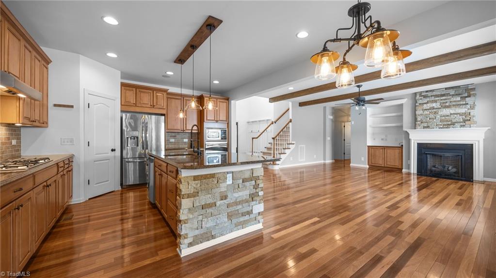 property viewer photo 15