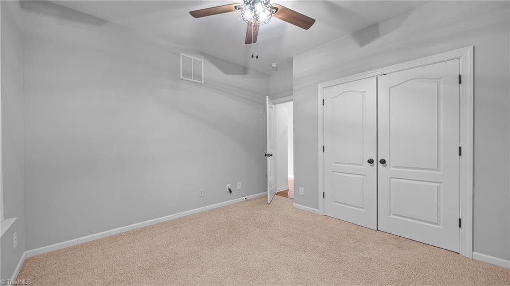 property viewer photo 19