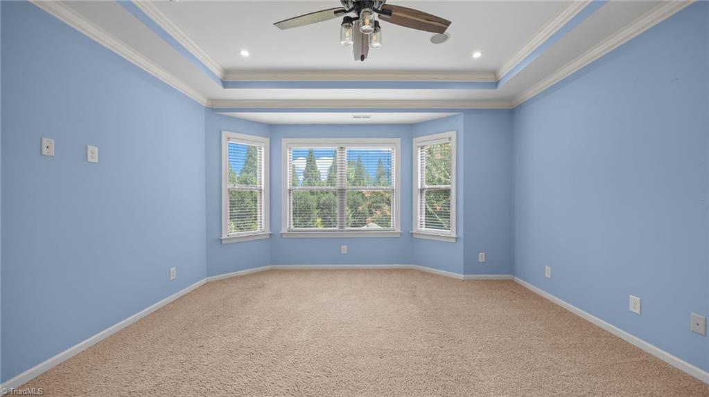 property viewer photo 23