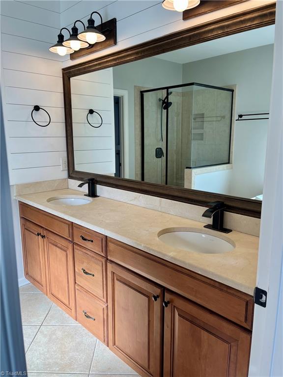 property viewer photo 24