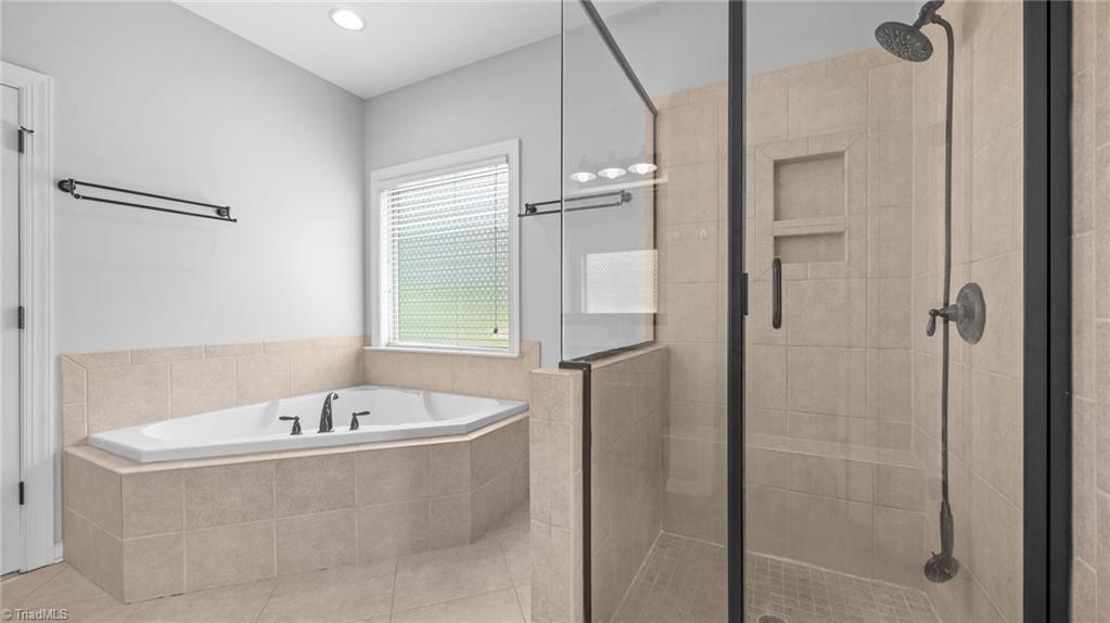 property viewer photo 26