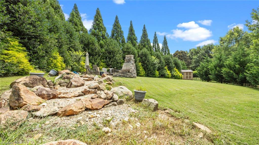property viewer photo 45