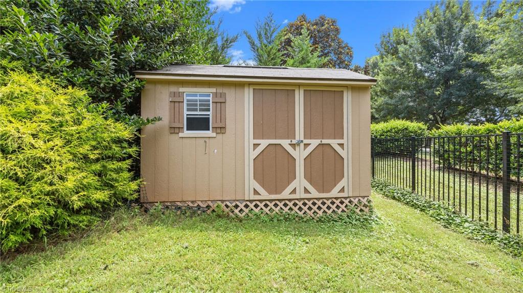 property viewer photo 46