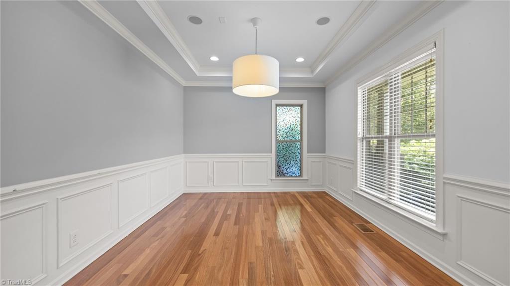 property viewer photo 5