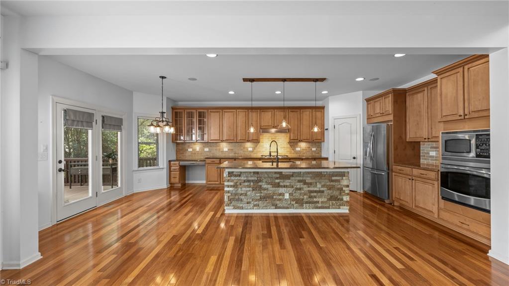 property viewer photo 9