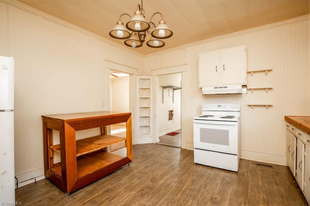 property viewer photo 3