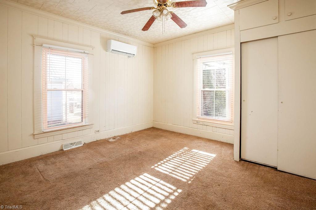 property viewer photo 4
