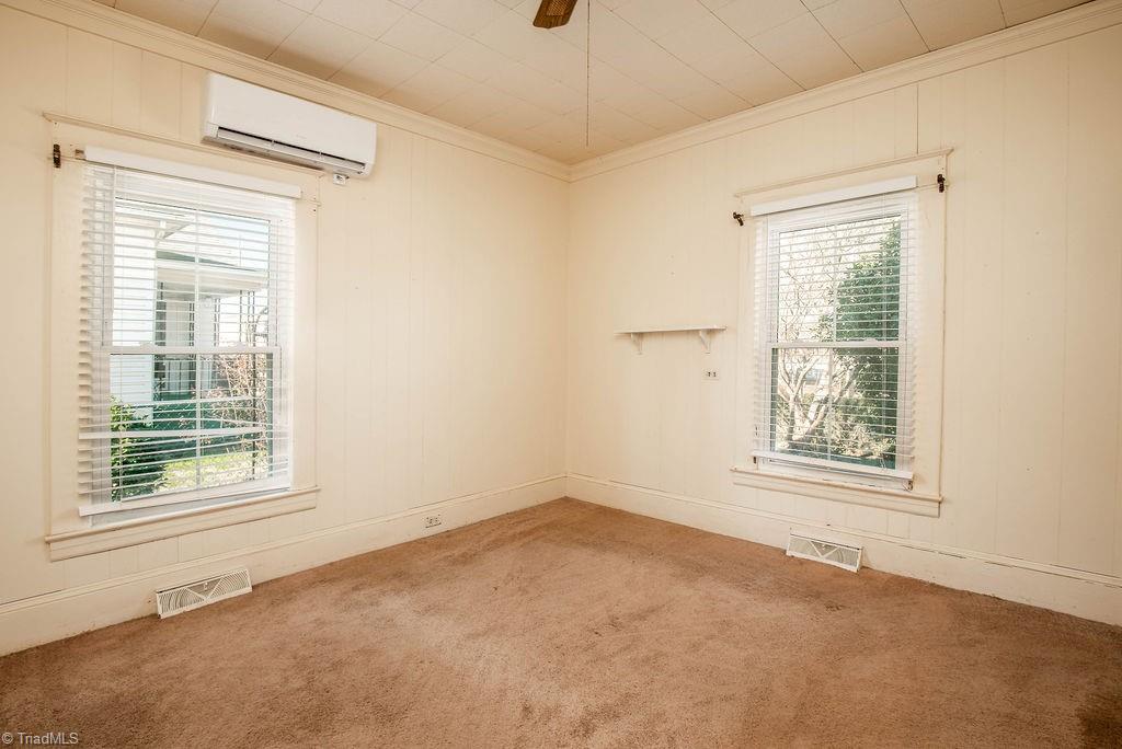 property viewer photo 8