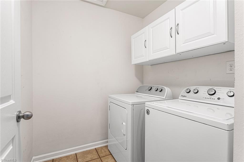 property viewer photo 15