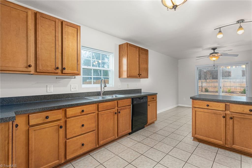 property viewer photo 4
