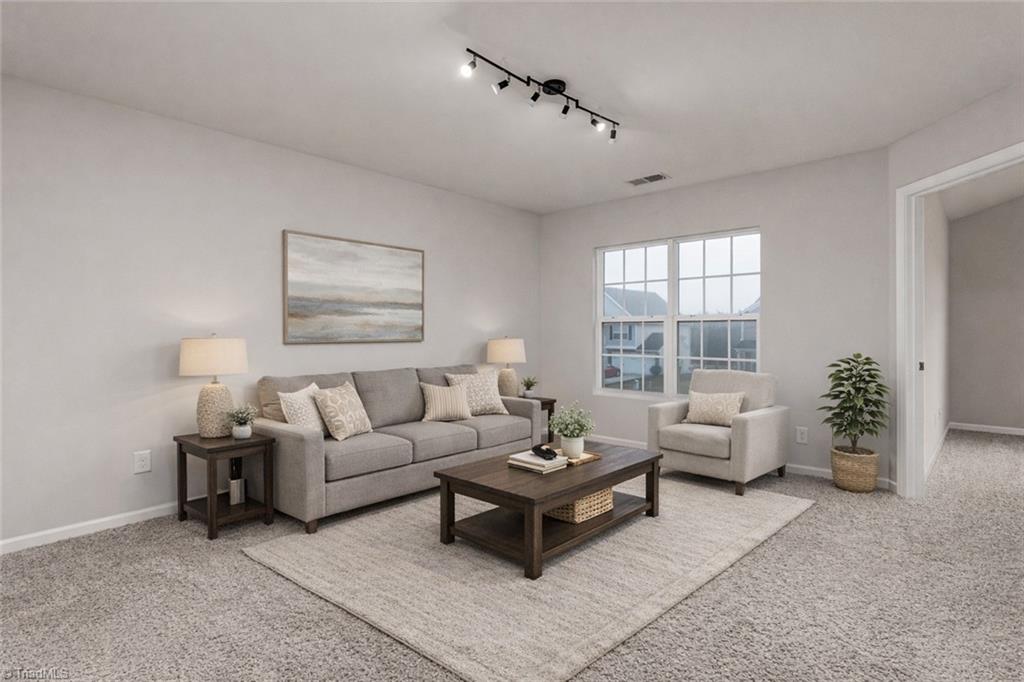 property viewer photo 7