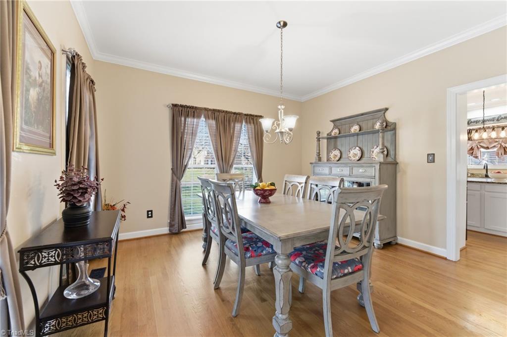 property viewer photo 10
