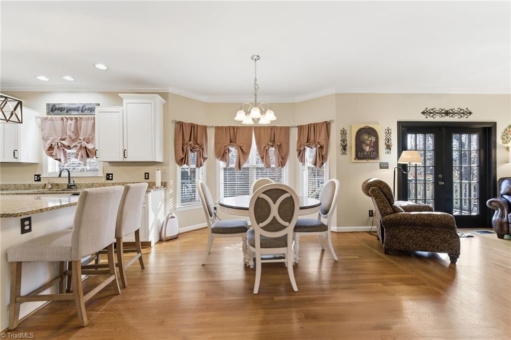 property viewer photo 11