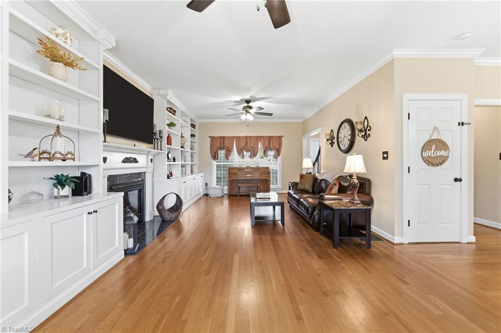 property viewer photo 13