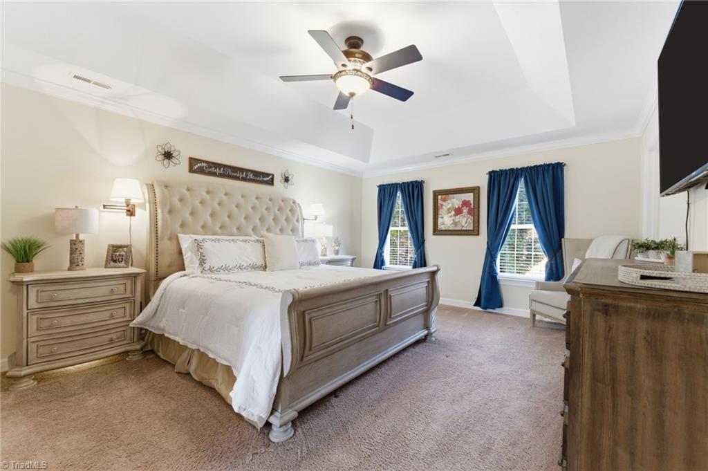 property viewer photo 18