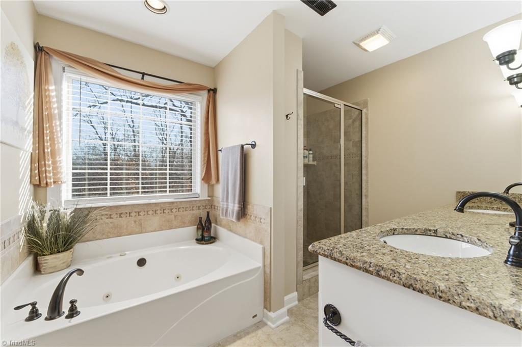 property viewer photo 20