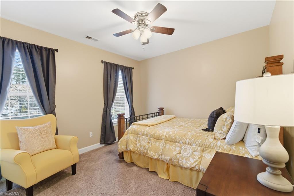 property viewer photo 23