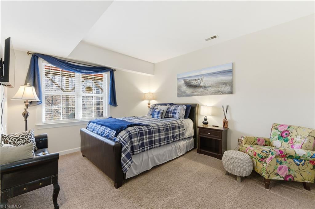 property viewer photo 27
