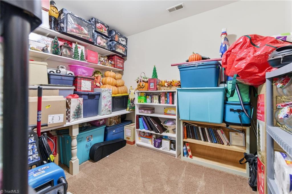 property viewer photo 29