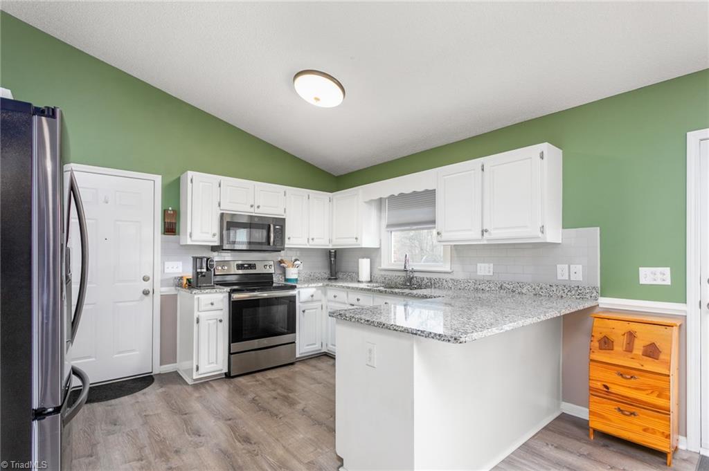 property viewer photo 10