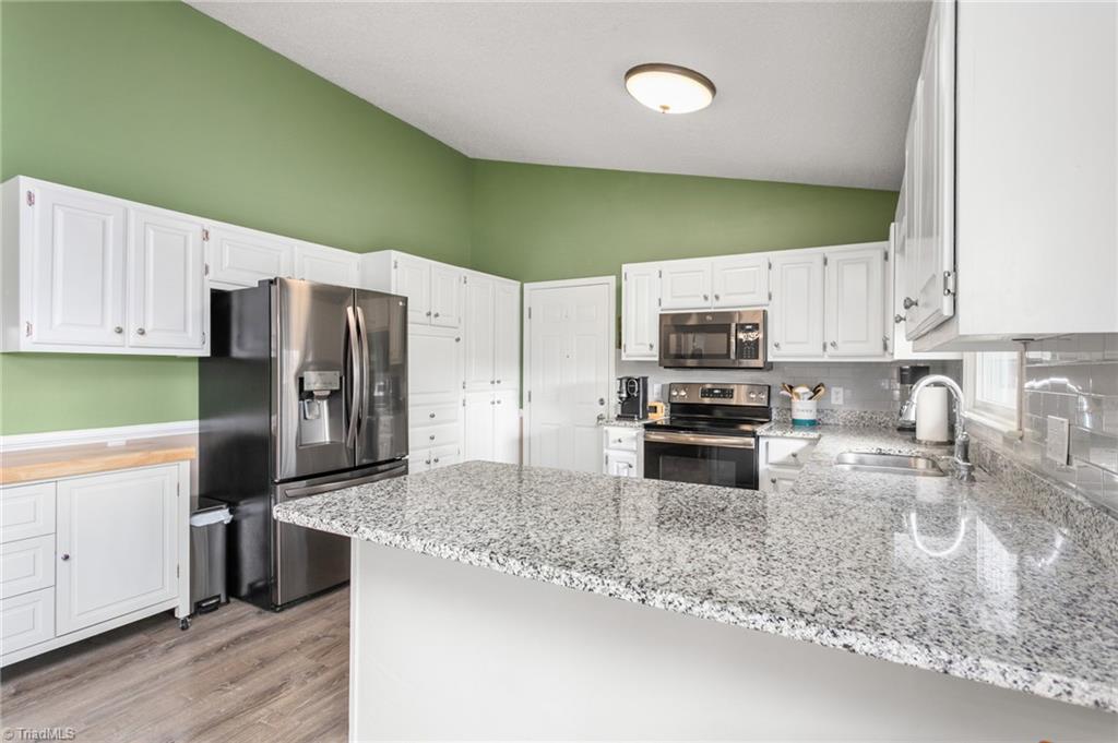property viewer photo 11