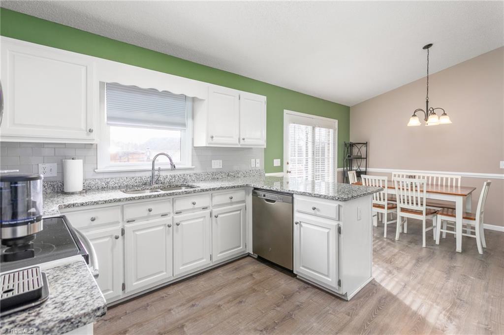 property viewer photo 13