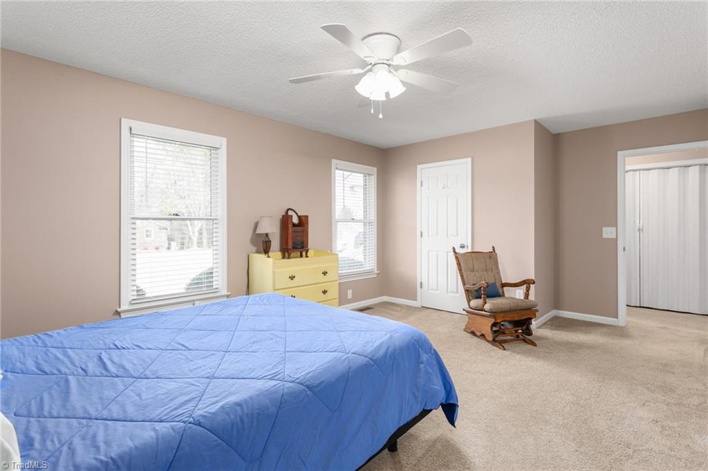 property viewer photo 18