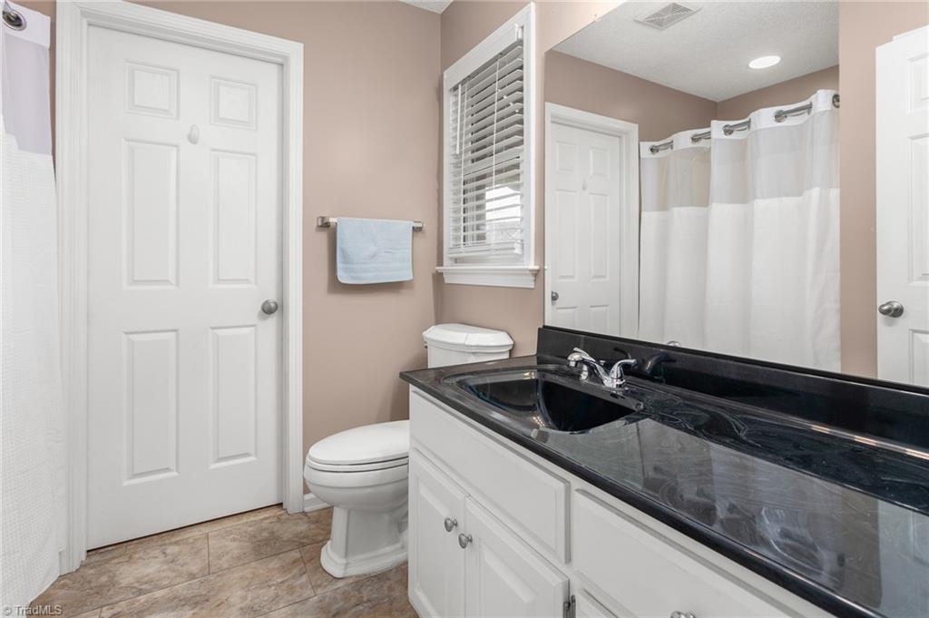 property viewer photo 20