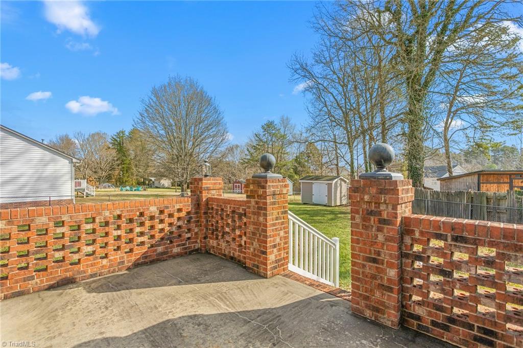 property viewer photo 24