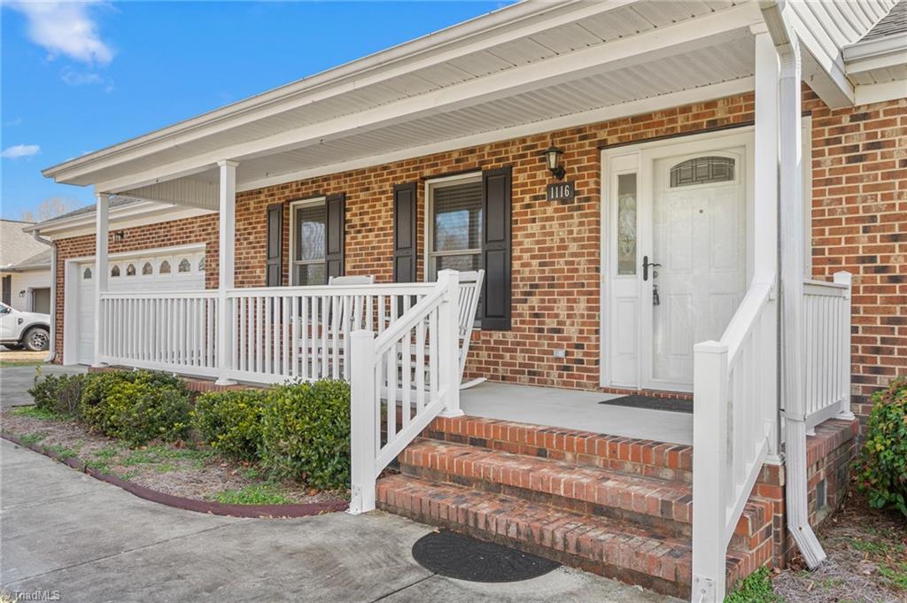 property viewer photo 3
