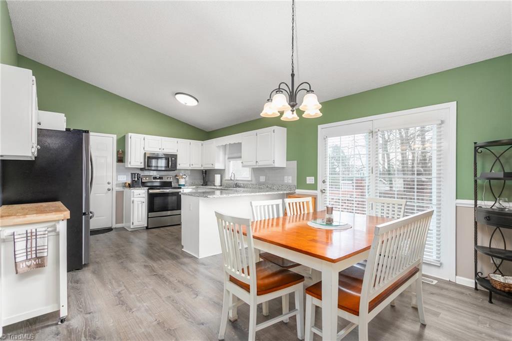 property viewer photo 8