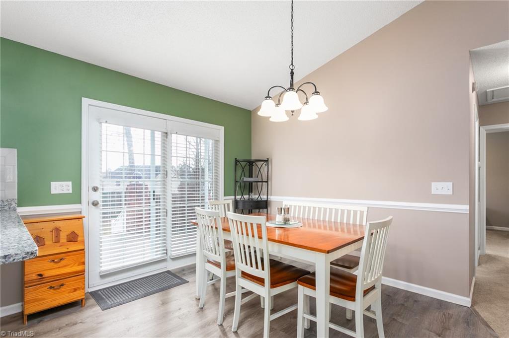 property viewer photo 9