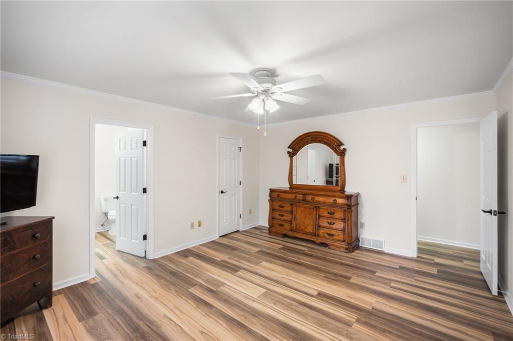 property viewer photo 19
