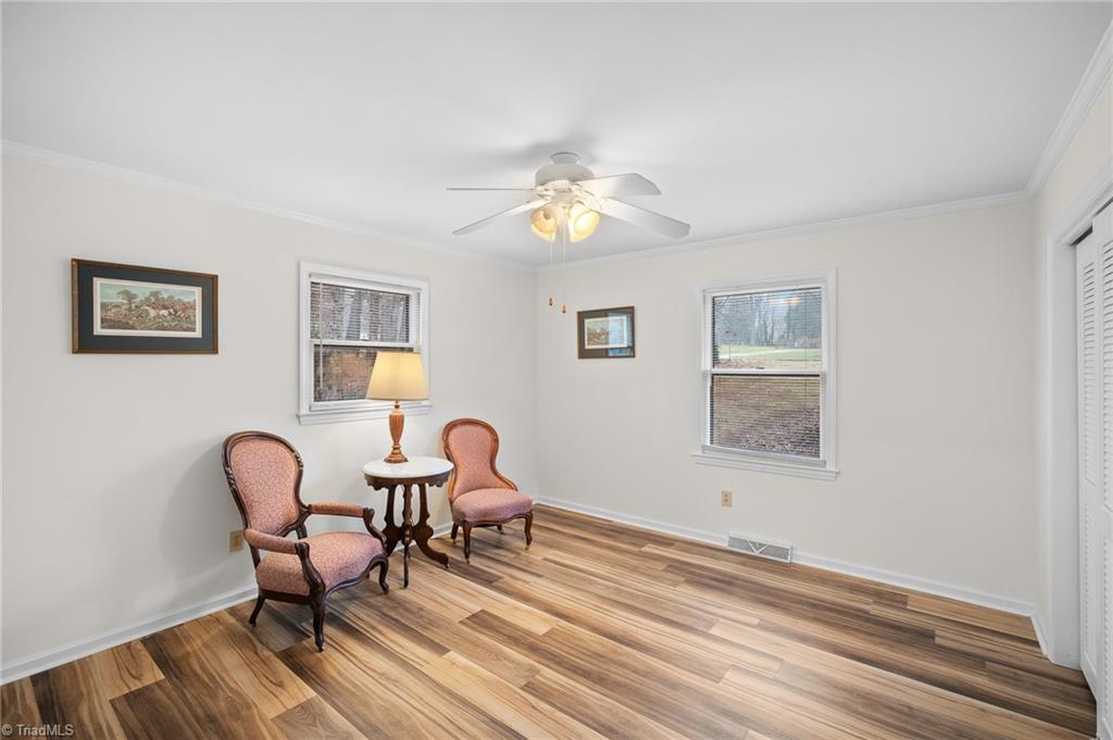 property viewer photo 24