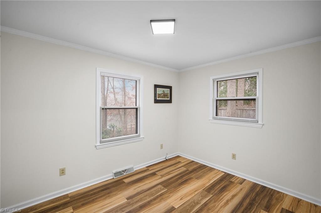 property viewer photo 28