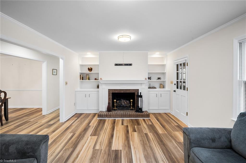 property viewer photo 8