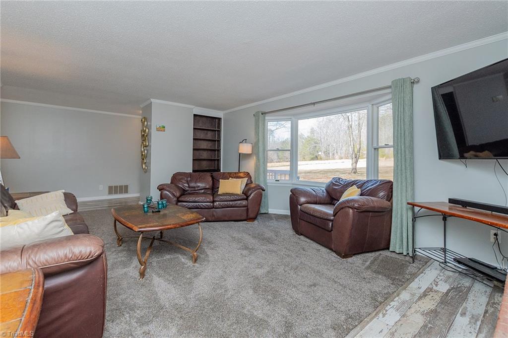 property viewer photo 10