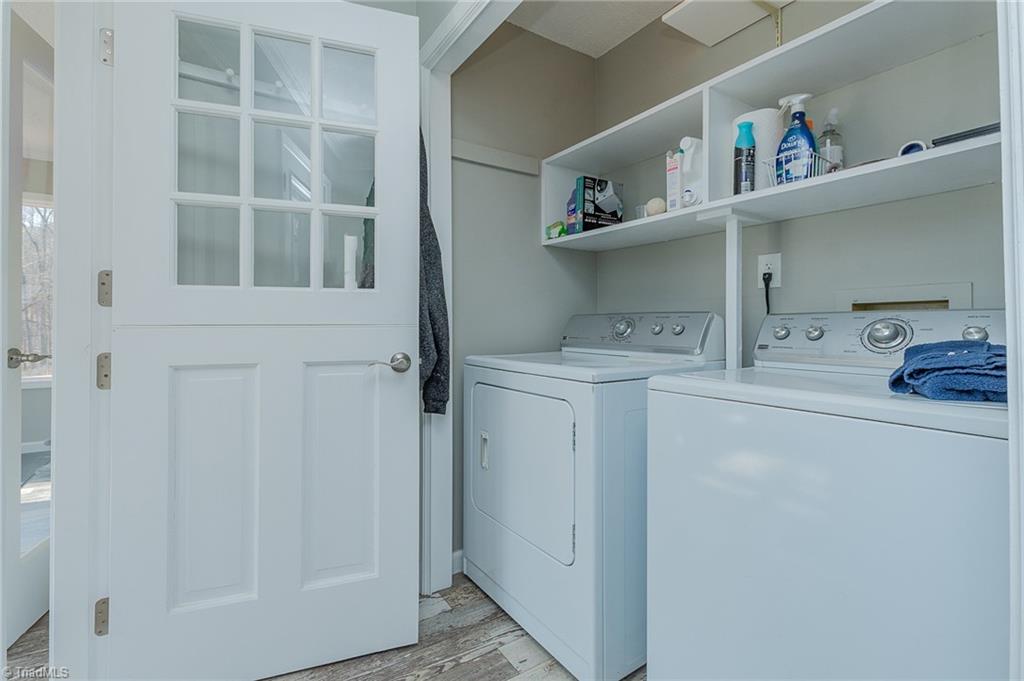 property viewer photo 17