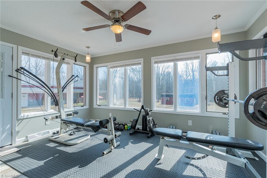 property viewer photo 18