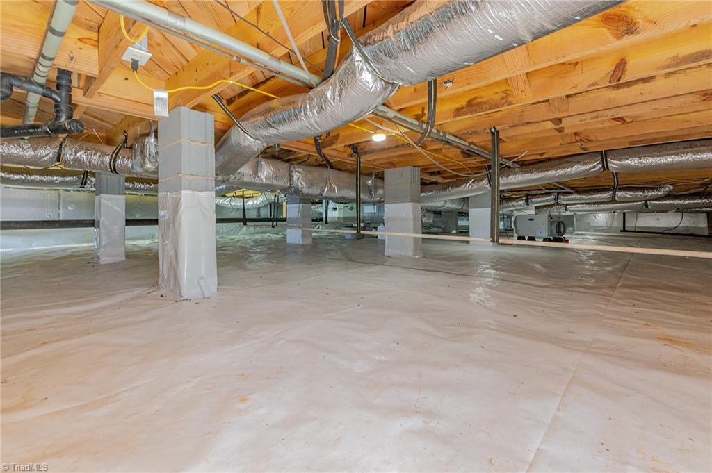 property viewer photo 36