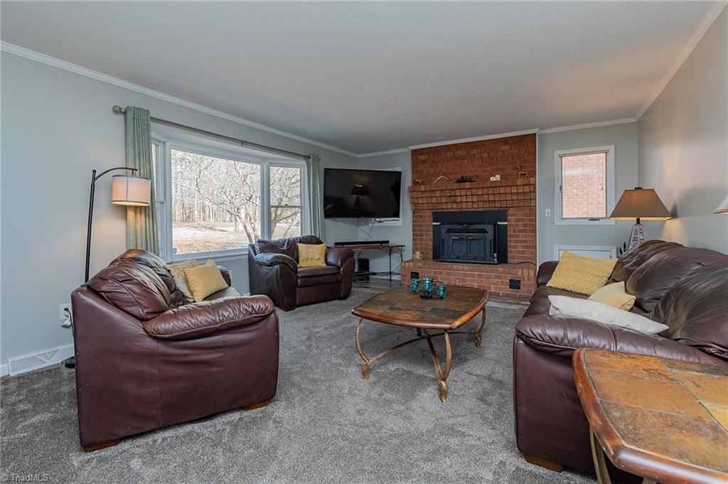 property viewer photo 9